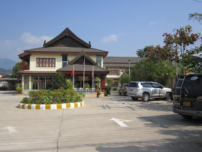 卡姆帕舍酒店 万荣 外观 照片