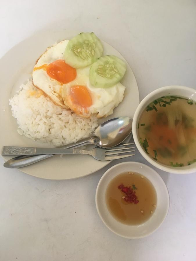 卡姆帕舍酒店 万荣 外观 照片